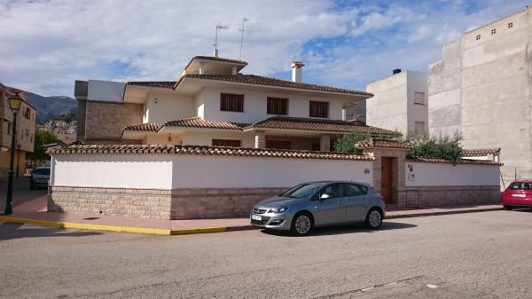 Inmobiliaria Cullera Playa Gestitur - Chalet Independiente con parcela. #4726 - En Venta