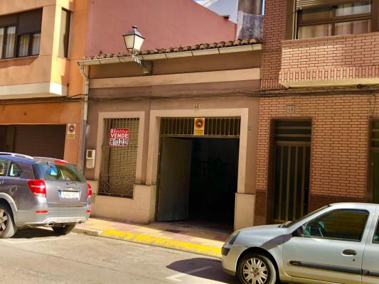 Inmobiliaria Cullera Playa Gestitur - Casa en Calle Cervantes. #5858 - En Venta