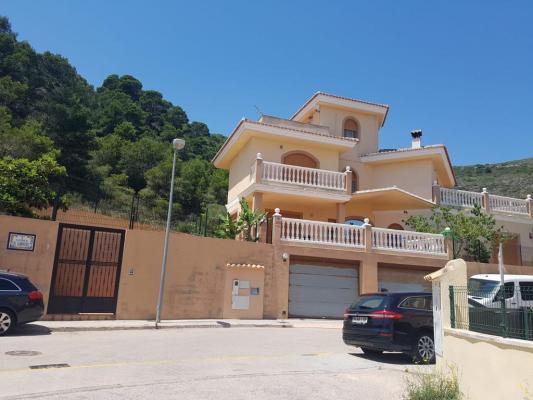 Inmobiliaria Cullera Playa Gestitur - Chalet independiente en Zona Racó. #6051 - En Venta