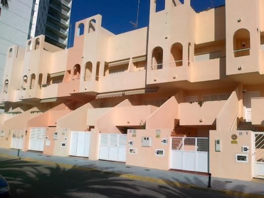 Inmobiliaria Cullera Playa Gestitur - Adosado en Primera línea de Playa #3444 - En Venta